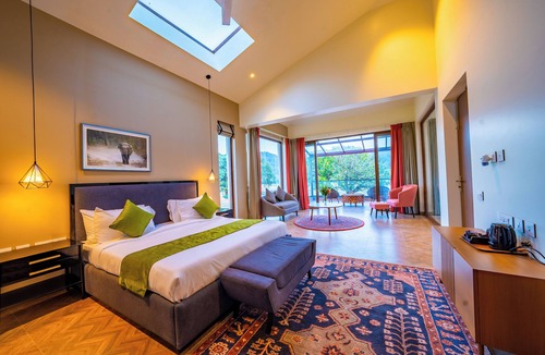 Dhikuli Hotel | Tiger Camp Resort River Access