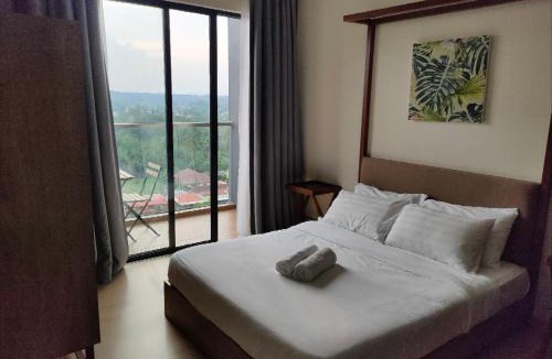 Kuantan Apartment | TimurBay Seafront with Netflix by DeWiraSuite Hillview