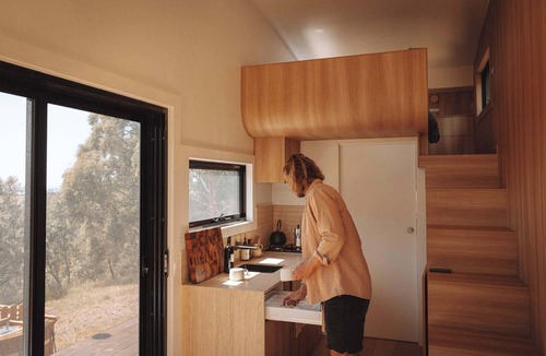 Hampton Cabin | Tiny Astrid - Blue Mountains