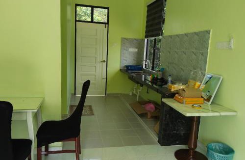 Tanah Merah House | Tiny House WH Homestay Pasir Mas Tanah Merah Rantau Panjang