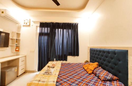 Phagwara Hotel | TIP TOP PG - Paying Guest