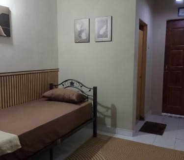 Kampung Dusun Muda House | Tipika Room Pasir Pekan