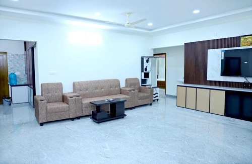 Tirupati Apartment | TIrupati balaji homestays 2bhk Family apartments Alipiri