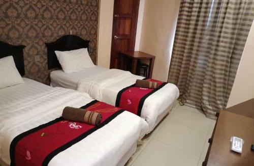 Pantai Tengah Hotel | Tomato Motel
