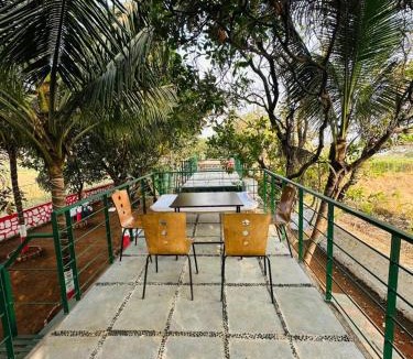 Amarnath House | TOMS' Cabin Farmhouse