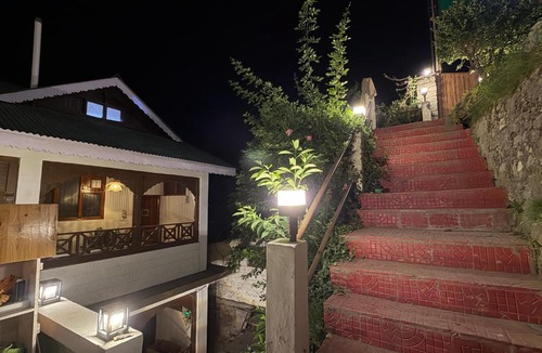 Naggar Hotel | Tora House