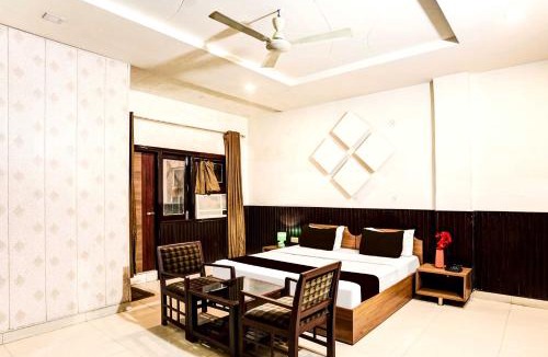 Rudrapur Hotel | Townhouse Civil Lines Rudrapur