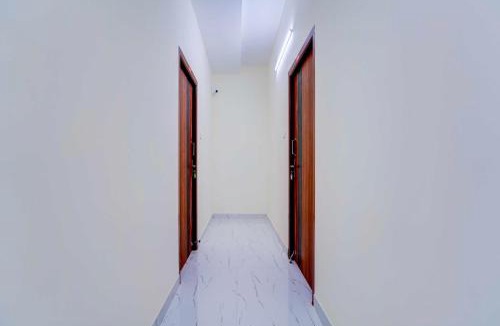 Coimbatore Hotel | Townhouse Coimbatore Peelamedu Railway Station