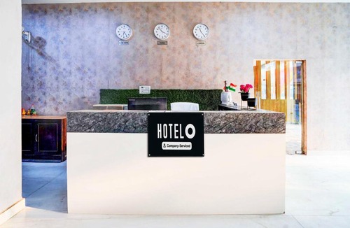 New Delhi Hotel | Townhouse Dallupura Road Noida