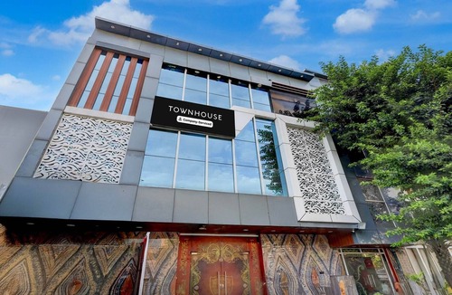Faridabad House | Townhouse ESIC Medical College Faridabad