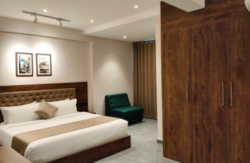 Kozhikode Hotel | Townhouse Kozhikode Beach Formerly Point Avenue