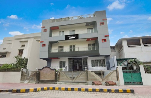 Allahabad House | Townhouse Mumfordganj