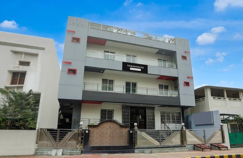 Allahabad House | Townhouse Mumfordganj