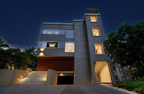 Jubilee Hills House | Townhouse Near Narsingi Manikonda
