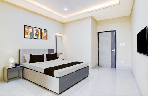 Kolkata Hotel | Townhouse Oak Howrah Junction Kolkata
