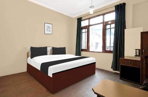Rajbagh Hotel | Townhouse Oak Rajbagh