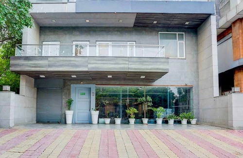 Rohini House | Townhouse Oak Rohini Sector 23