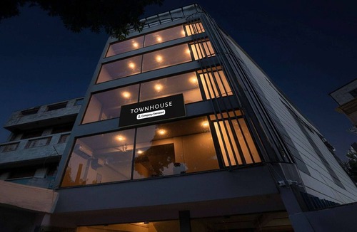 Delhi House | Townhouse Preet Vihar Metro Station