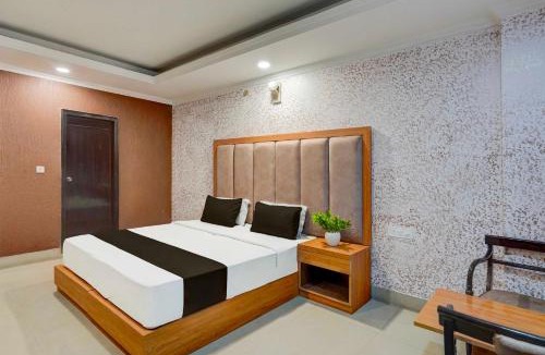 Rudrapur Hotel | Townhouse Rudrapur Manoj Sarkar Stadium