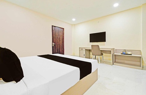 Begumpet Hotel | Townhouse Sanath Nagar Near Railway Station