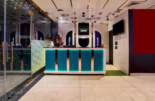 Panchkula Hotel | Townhouse Sector 20 Panchkula Formerly The Bliss Inn