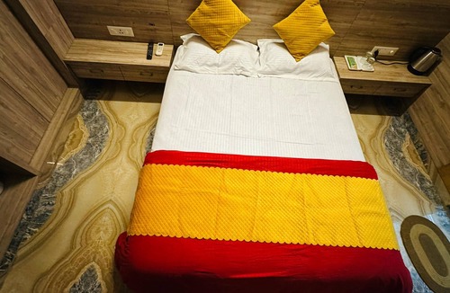 Jaipur Hotel | Tranquil Jaipur Stay - Calm, Cozy & Central-203
