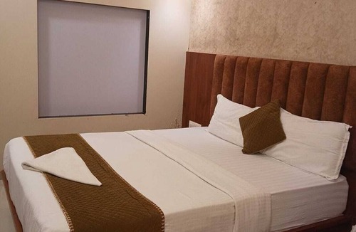 J B Nagar Hotel | Transit Pride Hotel T2 Mumbai Airport