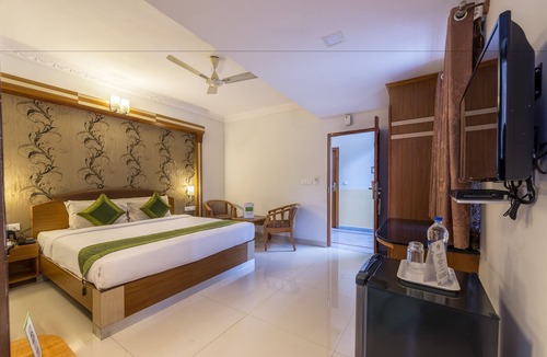 Jayanagar Hotel | Treebo Akshaya Lalbagh Inn