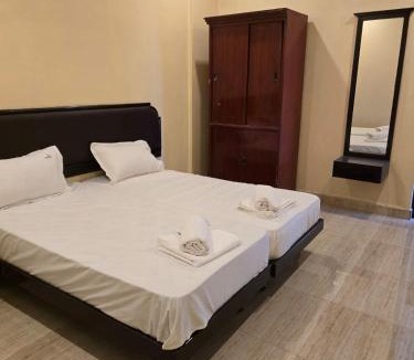 Central Chennai Hotel | Treebo GT Aathika Palace