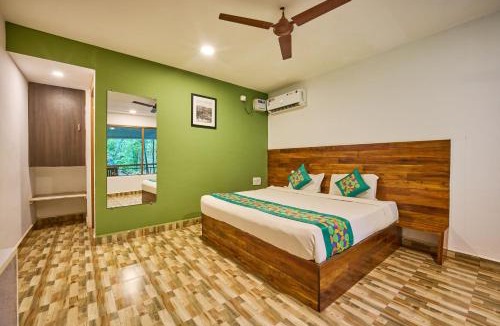 Morjim Hotel | Treebo Lands End Beach Resort - 100M From Morjim Beach