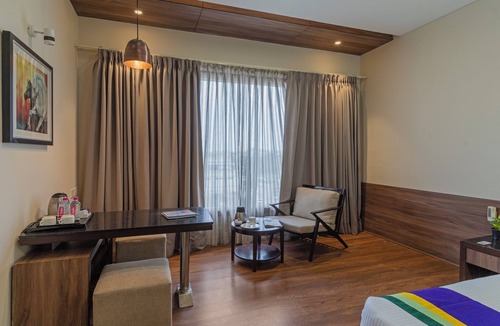 Sangram Colony Hotel | Treebo Premium Baramasi By Jai Club Prime