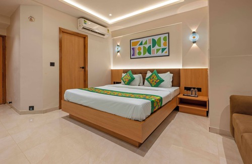 Thaltej Hotel | Treebo Shree Krishna Palace