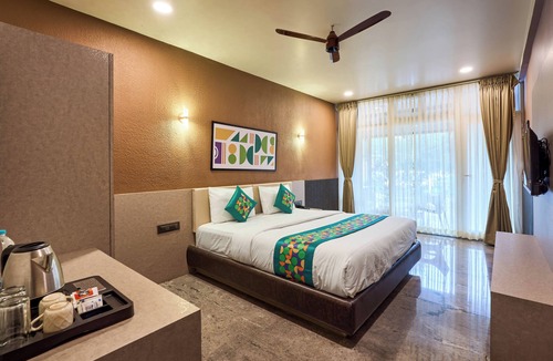 Chikkamagaluru Hotel | Treebo Sky Vista Suites with Hill View