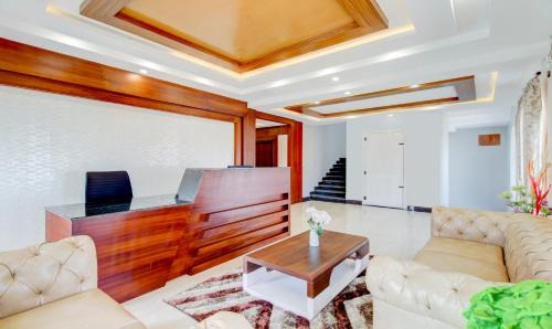 Chikkamagaluru Hotel | Treebo The Meridian, 10 Mins To Mahatma Gandhi Park