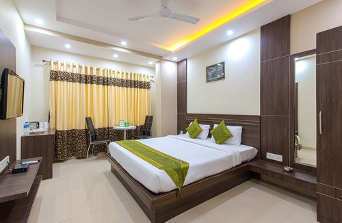 Kalighat Hotel | Treebo Trend Globe International