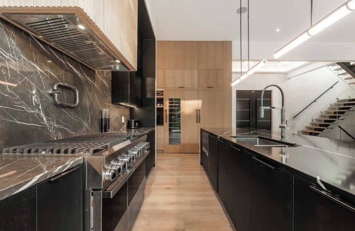 La Conception Ski Chalet | Tremblant 5BR Chalet | Hot Tub, Cinema, Games