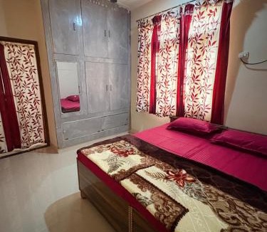 Rishikesh Apartment | Trilok Retreat Homestay near rishikesh 2BHK