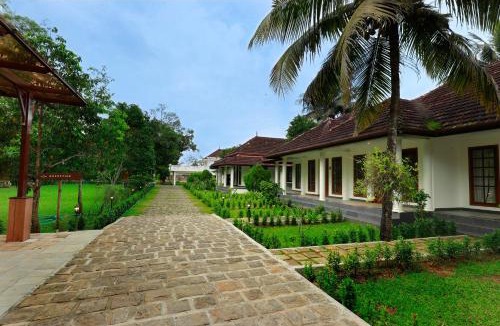 Champakulam Resort | Triveny River Palace