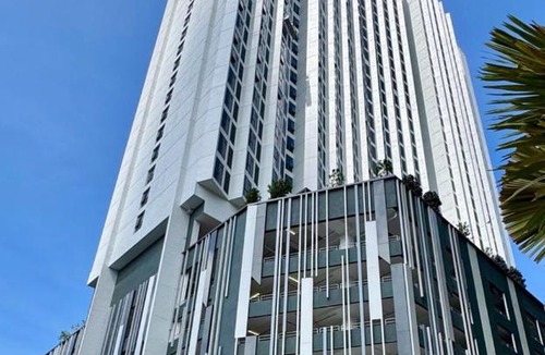 Pantai Tengah Apartment | Tropicana Cenang Assana Suite by Nana's Langkawi