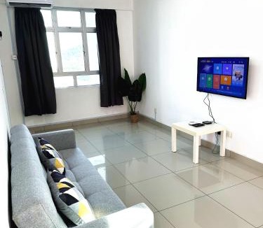 Bukit Kecil Apartment | TuR10-Oppesite Pisa Stadium-1min-FoodCourt-MiniMarket