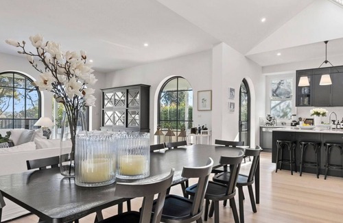 Mosman House | Uber Luxury Cottage -5 Bedrooms in heart of Mosman