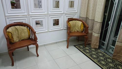 Jenjarom House | Ubudiyah dbangsal homestay