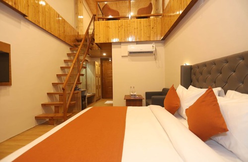 Kasol Hotel | Udit Regency by west western kasol (Central Heated and Air Cooled)