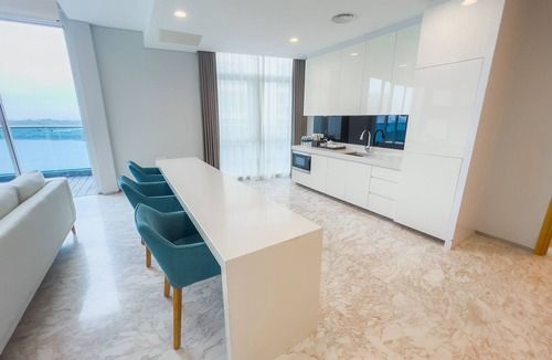 Nusajaya Hotel | UH FLAT HOTELS & RESORTS PINETREE