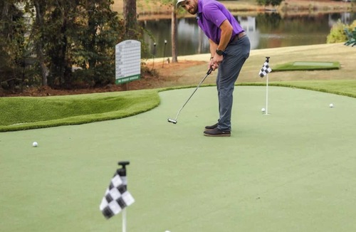 Foxfire House | Ultimate Golf Trip House - Pool & Pickleball