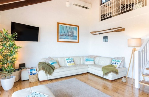 Kiama Heights Cottage | Ultimate oceanfront home