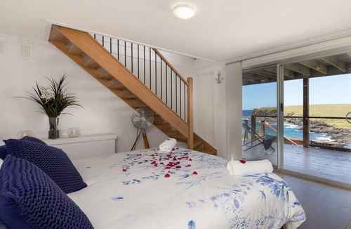 Kiama Heights Cottage | Ultimate oceanfront home