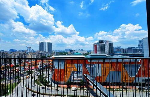 Maluri Apartment | Una Residence Sunway Velocity Jalan Peel Fully Air Con Homestay