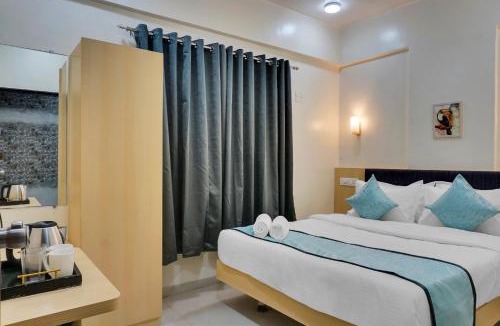 Baner Hotel | Urban Hometel