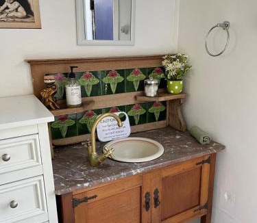 Urunga House | Urunga Fisherman's Cottage - pets ok 15 mins Coffs